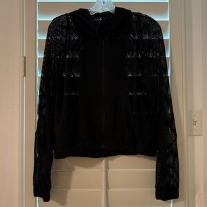 Lululemon relaxed fit jacket with hood, mesh